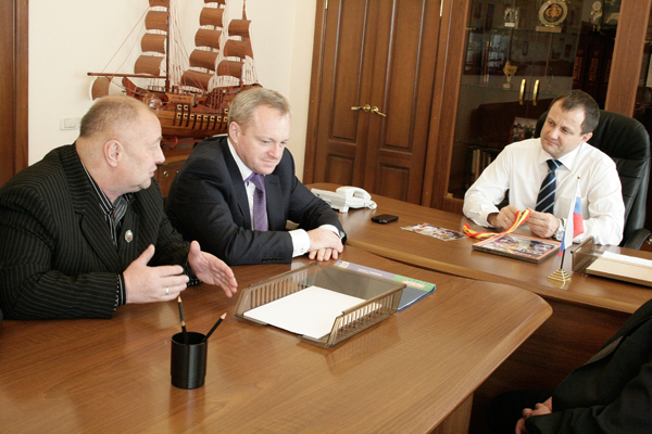Генеральный директор ОАО «Челябинскгазком» с рабочим визитом посетил Златоустовский городской округ