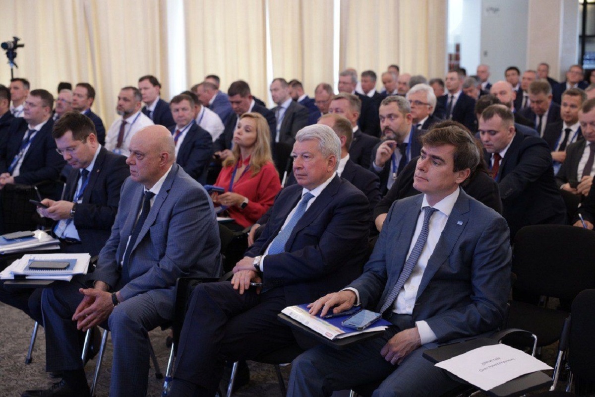  Генеральный директор «Газпром газораспределение Челябинск» принял участие в совещании компаний Группы «Газпром межрегионгаз»